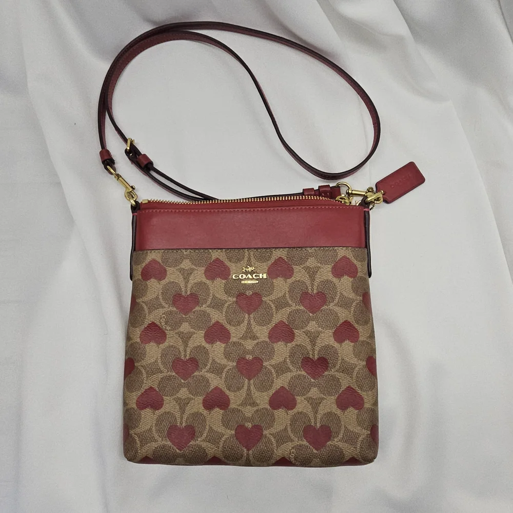 Coach Heart Print Crossbody Brown Red Signature - Picture 1 of 9